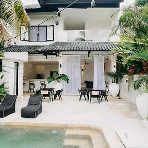 Casa Art Hotel
